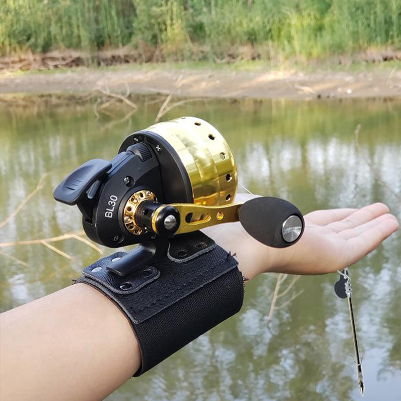 Hunting Outdoor Stores - Closed Reel BL30 Fishing 4+1BB 3.6:1