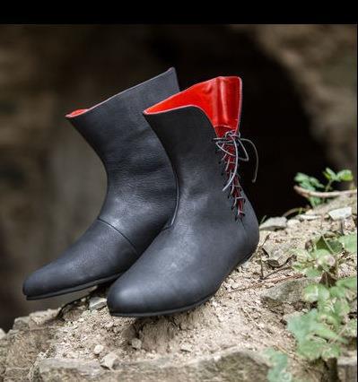 Medieval Shoes Man's Retro Pu  - Hunting Outdoor Boots 评论和价格